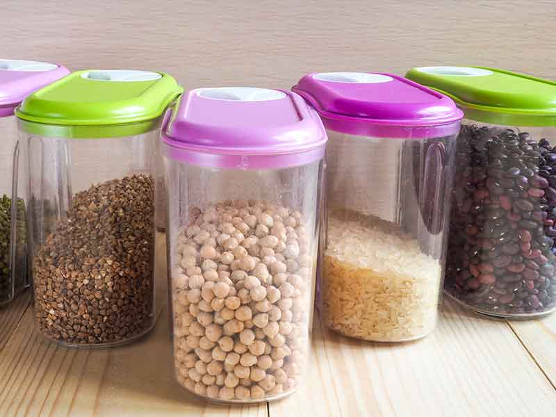 Recipiente de bioplástico para guardar cereales / Sistema de preparación de compuestos