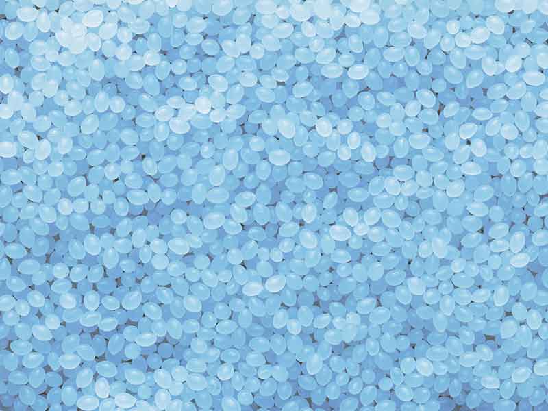 Granulado de bioplástico de color azul claro / Sistema de preparación de compuestos
