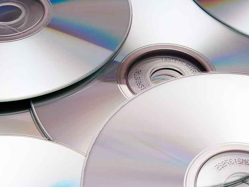 CDs made of Polycarbonate (PC)